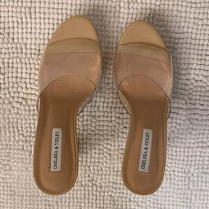 Chelsea & Violet Women's Tan and clear heels